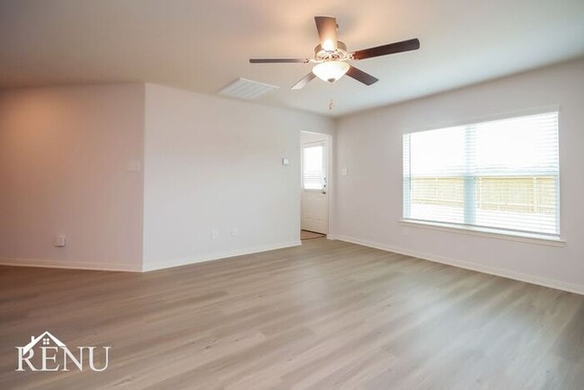 Photo - 25310 Shadowdale Dr