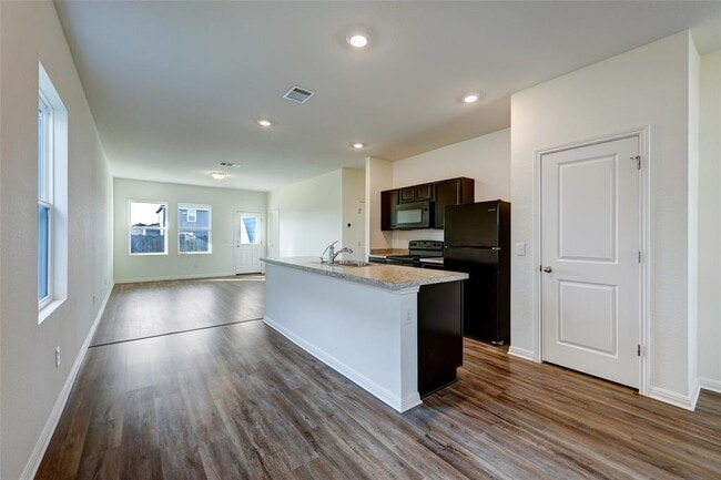 210 Seneca Loop