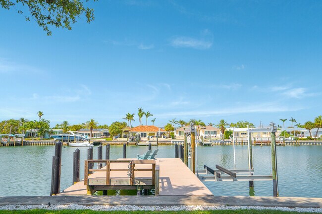 Photo - 291 N Tessier Dr