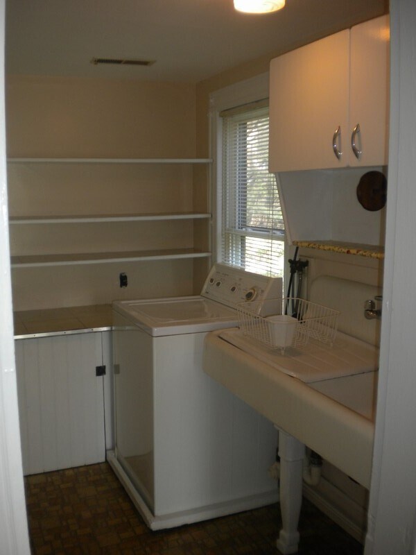 Photo - 237 Chamberlain Hwy Unit 2R