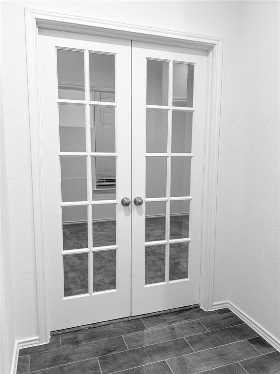 Photo - 141 Banyon Dr