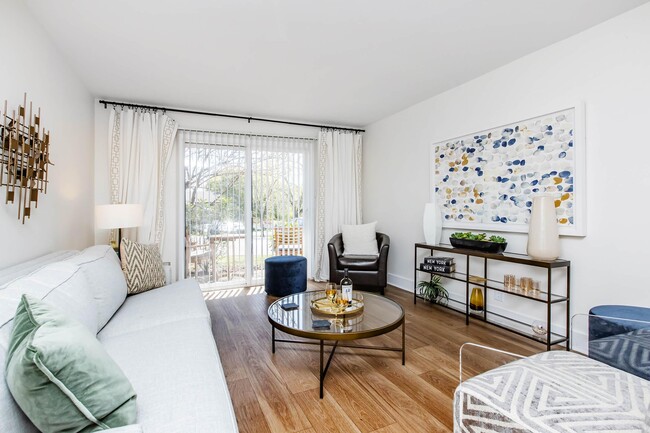 Building Photo - Gazebo Apartments