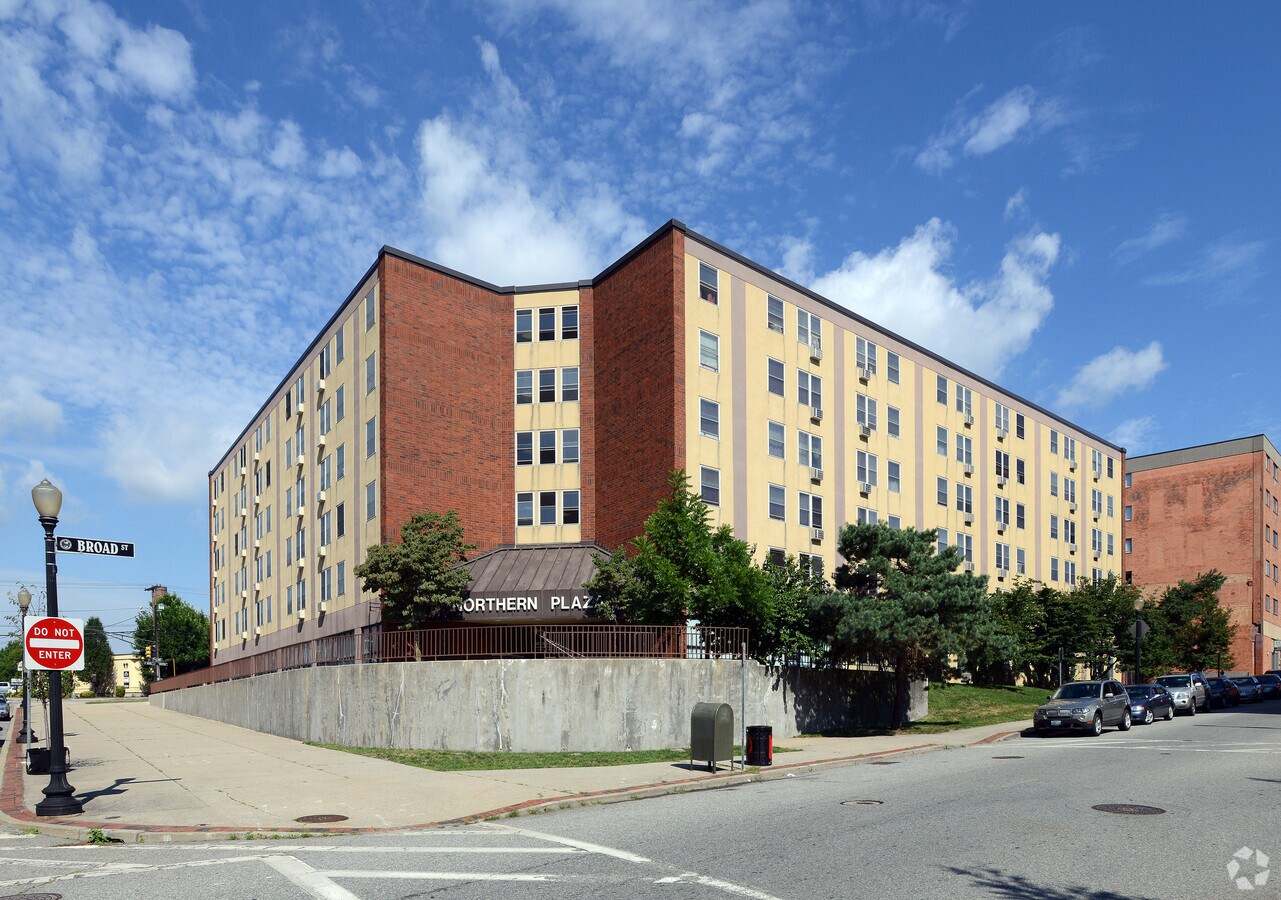Photo - Northern Plaza Apartments