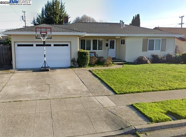 Building Photo - 8320 Davona Dr Rental
