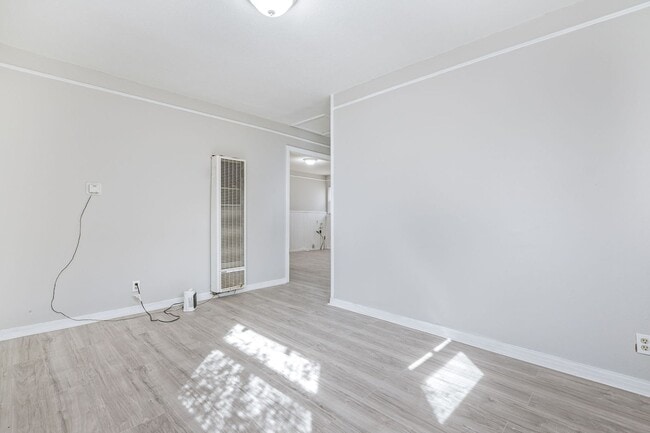 Photo - 2306 SW 8th Ave Unit 2306 SW 8th Ave #3