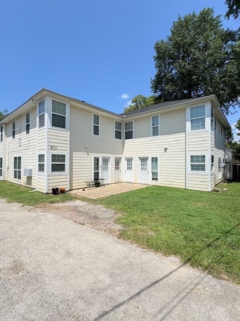 Building Photo - 507 S Bonner Ave Unit D