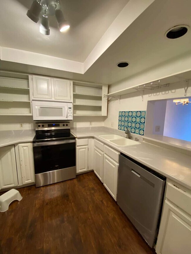 Photo - 800 F St Unit M3