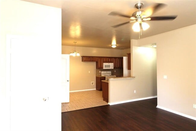 Photo - 4508 SE 77th St