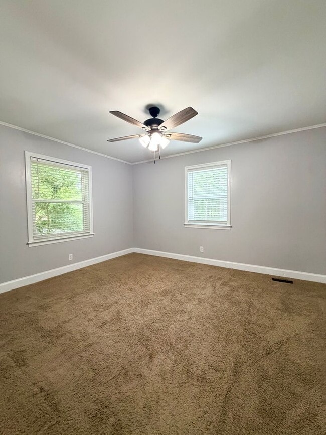 Photo - 2 Bed 1 Bathroom on 1 Acre of Land