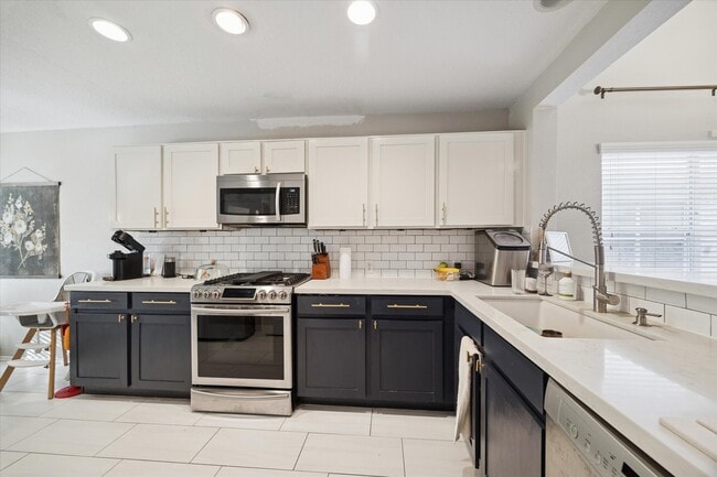 Photo - 5802 Spring Sunrise Dr