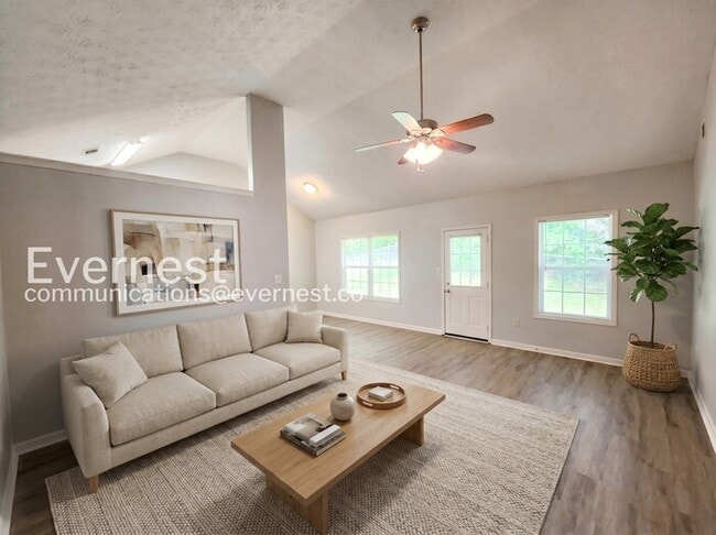 Photo - 319 Bridgeport Ln