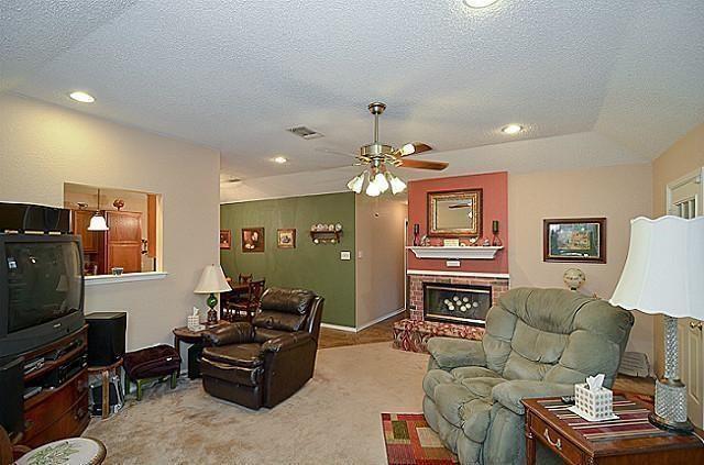 3112 Fairfield Dr