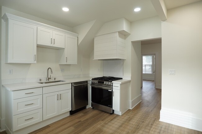 Photo - 3104 S 7th St