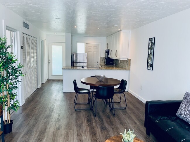 Photo - 528 Meridian Ave Unit 402