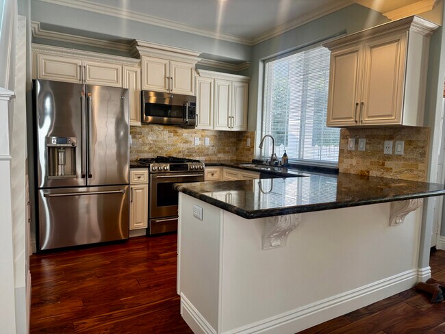 Photo - 159 Trellis Ln