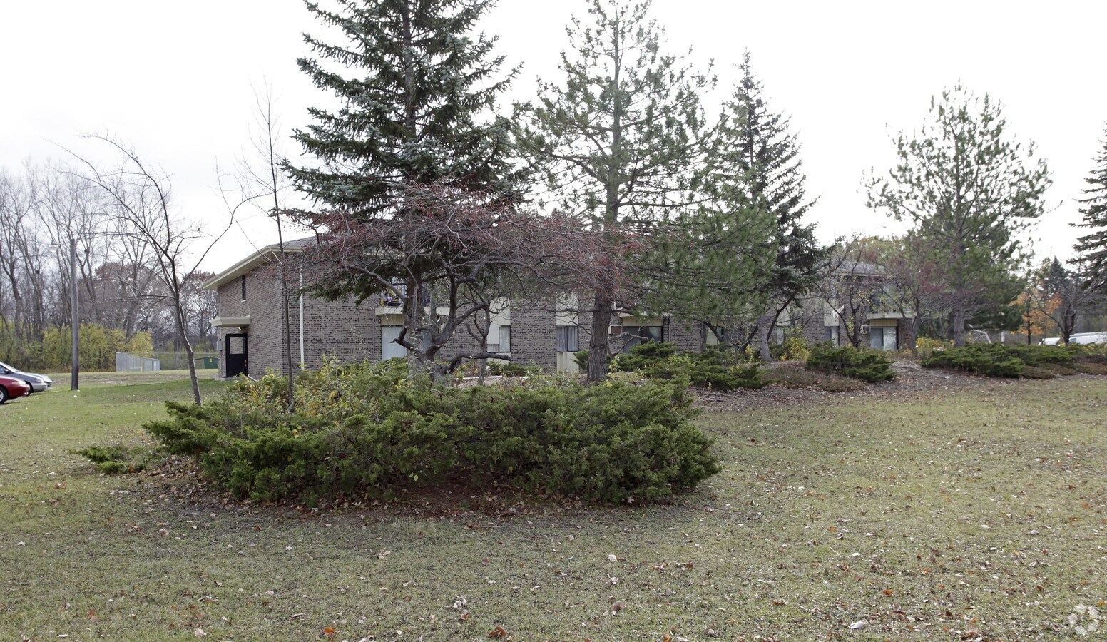 Photo - Colonial Pointe