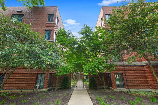 Building Photo - 1208 Chase Rental