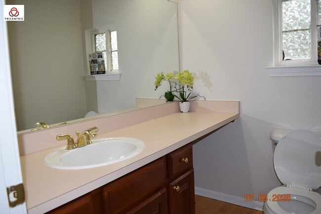 Photo - 1566 Heron Cir