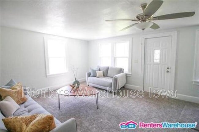 Photo - 1231 56th St