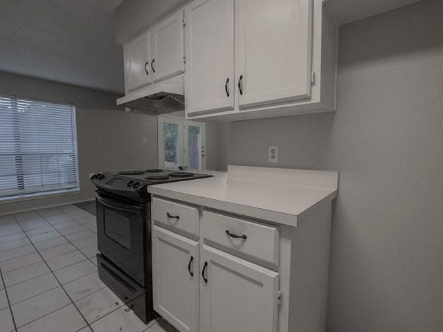 Photo - 675 Harbor Dr N