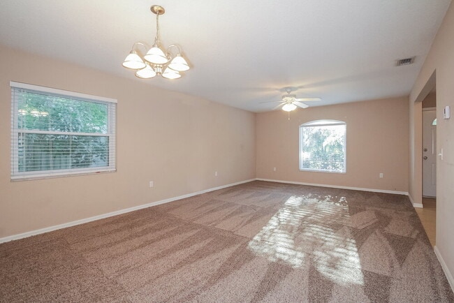 Photo - 4652 Ardale St