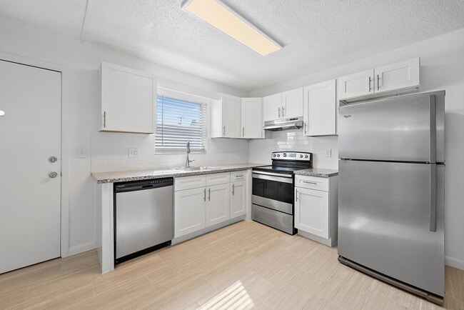 Kitchen with Stainless Steal Appliances - Ocean House - 360 Fiesta Ave Jupiter, FL 3...