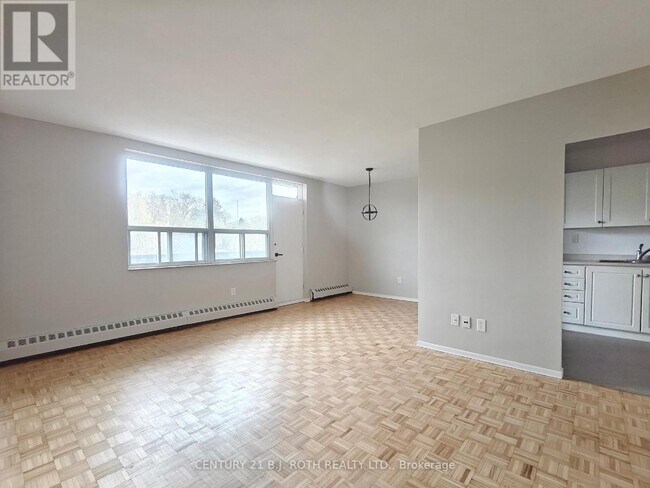 Photo - 90 Holgate St