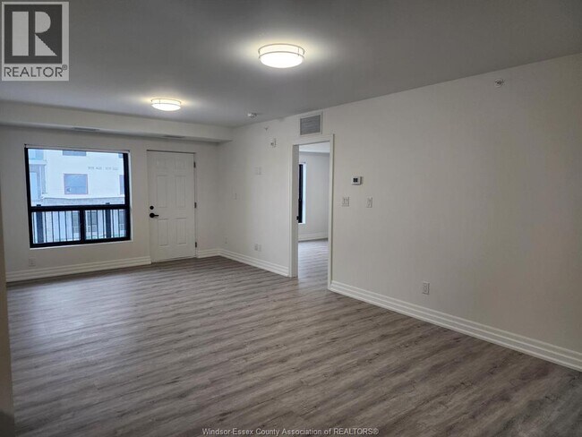 Photo - 3320 Stella Crescent Unité 312