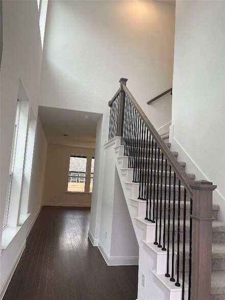 Photo - 304 Harbors Ln