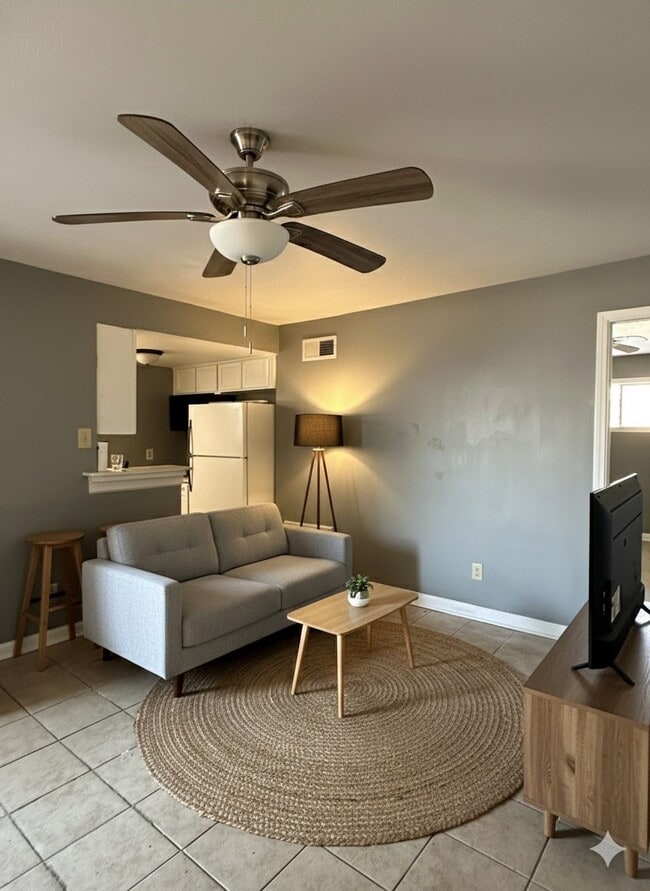 Building Photo - 516 Holiday Dr Unit 59