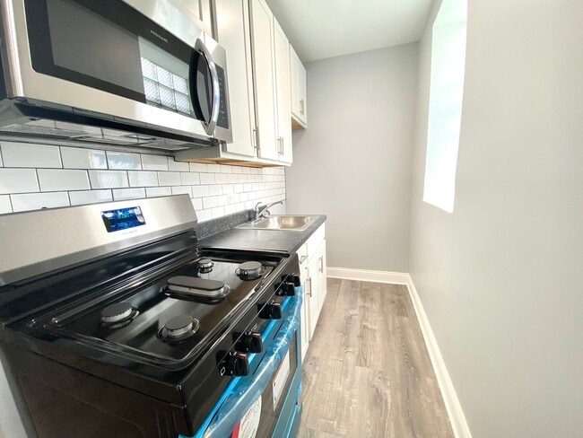 4756 Maplewood - Rented - 4756 N. Maplewood Ave.