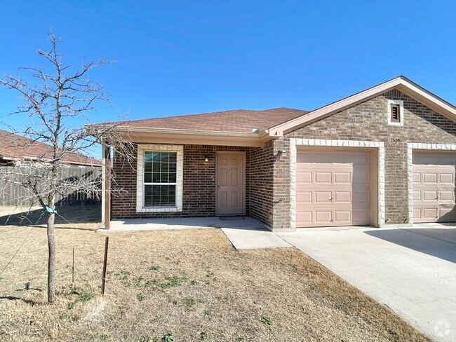 Building Photo - 1529 Justin Lp Rental