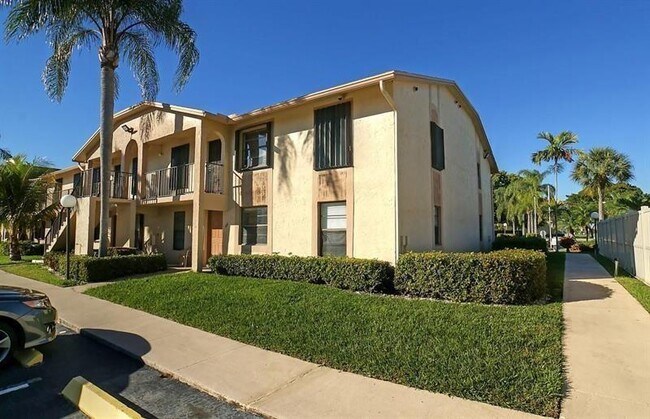 Photo - 9466 Boca Cove Cir Unidad 312