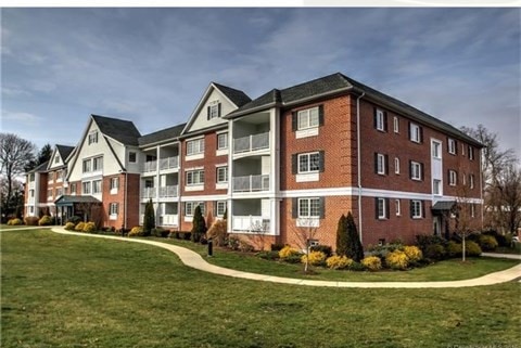 Main Building - 180 Melba St Unit #202