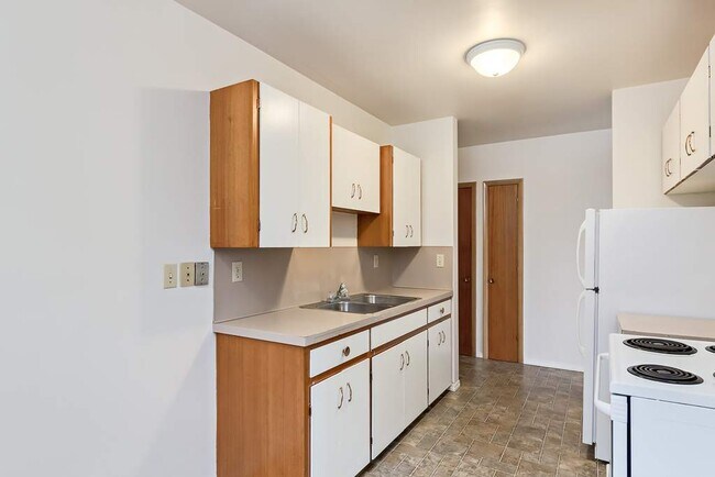 Photo - Belfast Manor