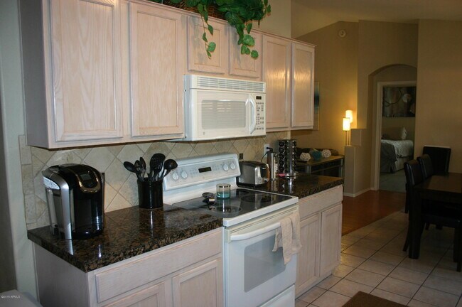 Photo - 4827 E Mossman Rd