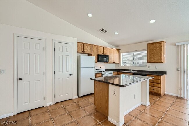 Photo - 5716 Blizzard Breeze St