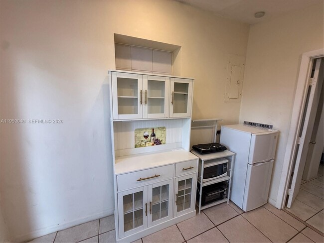 Photo - 3501 SW 40th Ave Unit A