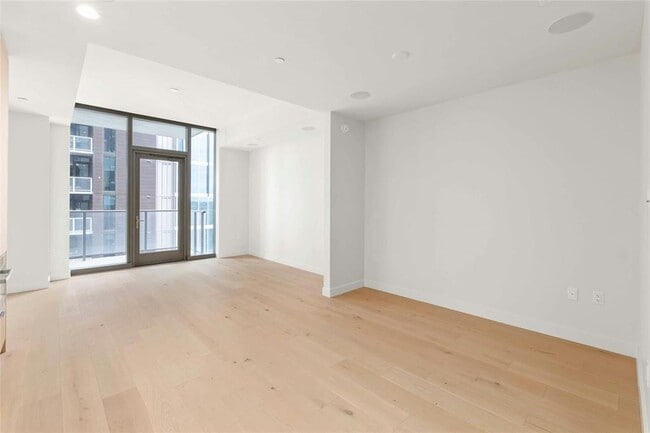 Photo - 44 East Ave Unit 2506