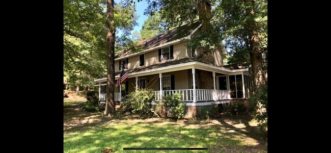 Photo - 200 Scarlet Dr