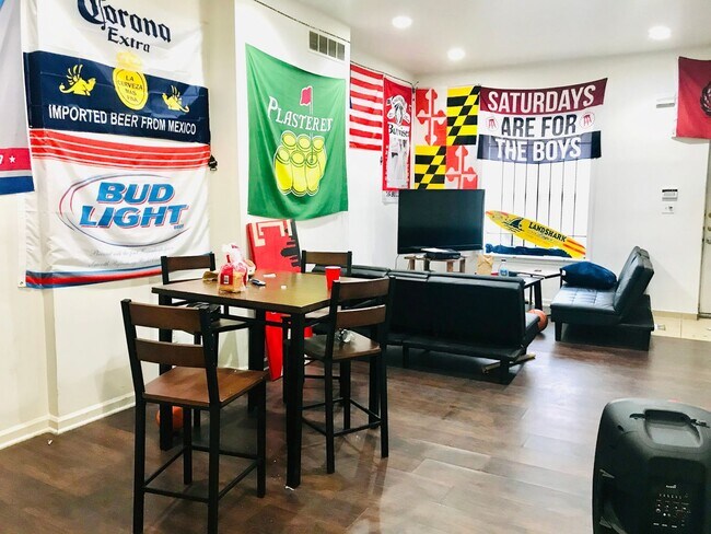 Photo - Gorgeous 6-Bedroom Townhouse One Block fro...