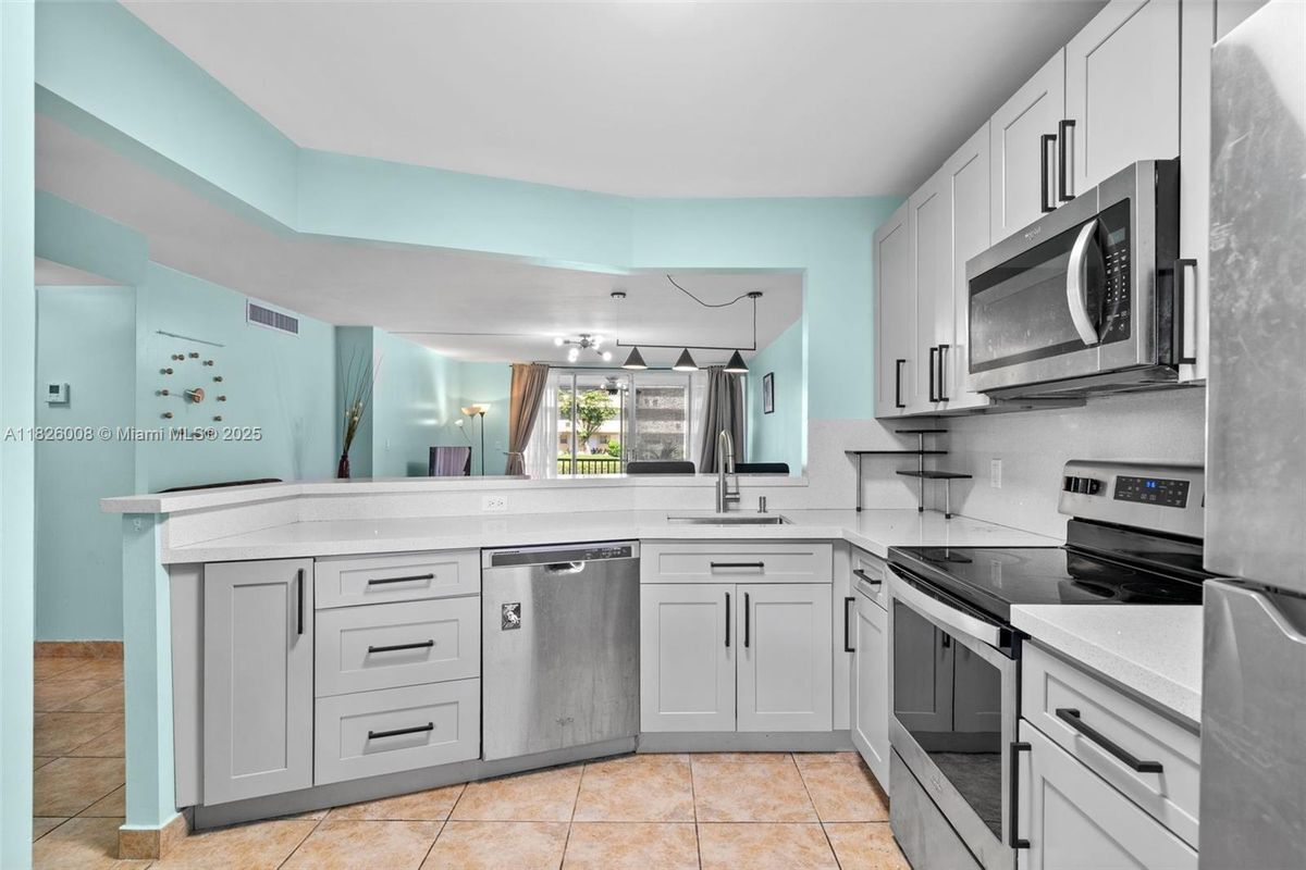 Photo - 1770 NE 191st St Condo