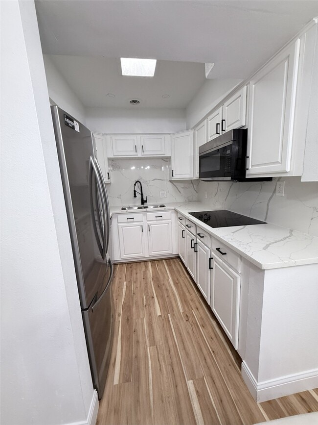 Photo - 2601 Bellefontaine St Unit C308