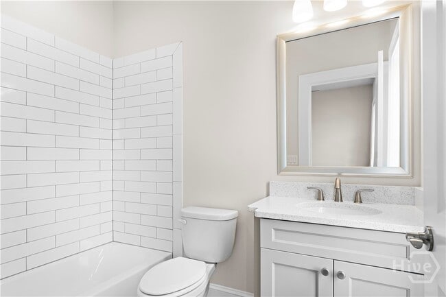 Building Photo - 429 Port St