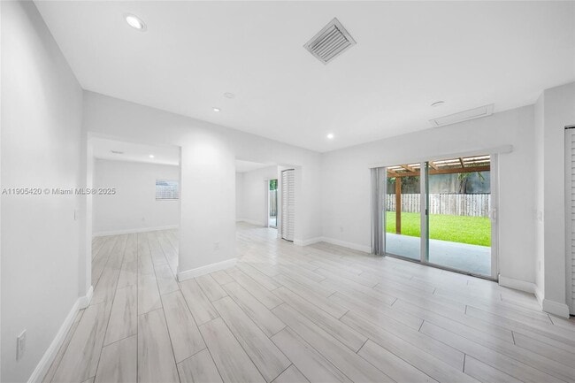 Photo - 2306 N 28th Ave