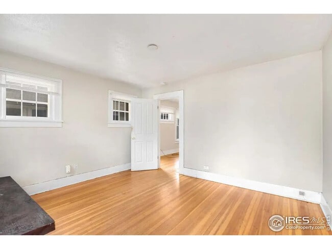 Building Photo - 724 Smith St Unit 722