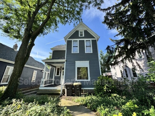 Building Photo - 223 W Woodland Ave Unit #1 Rental
