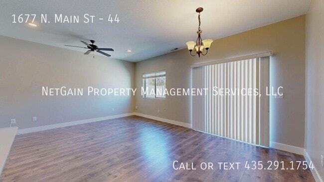 Photo - 1677 N Main St