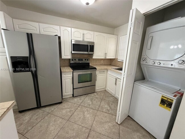 Building Photo - 3760 NW 115th Way Unit 6-2