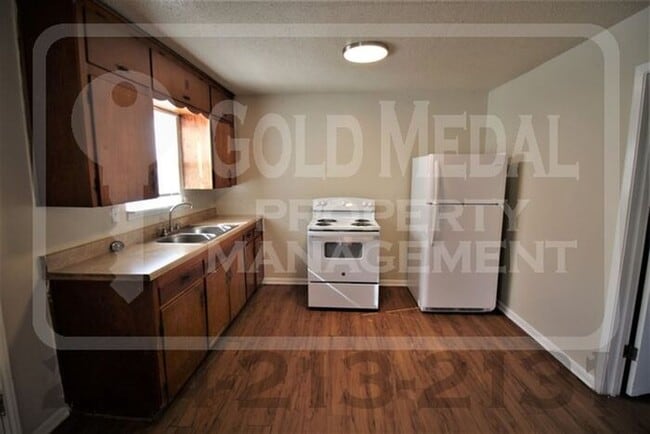 Photo - Now Leasing – 930 JR Ct.